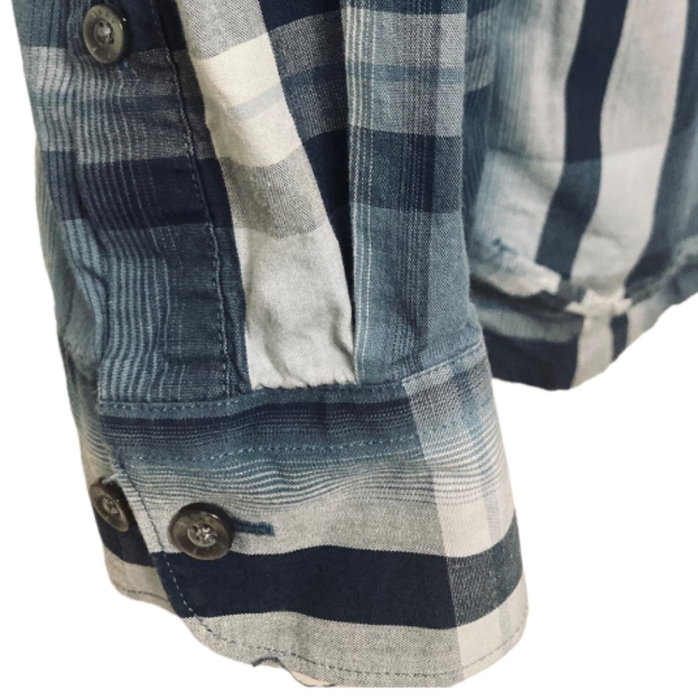 Perry Ellis long sleeve button down shirt, Size XL - Picture 3 of 4